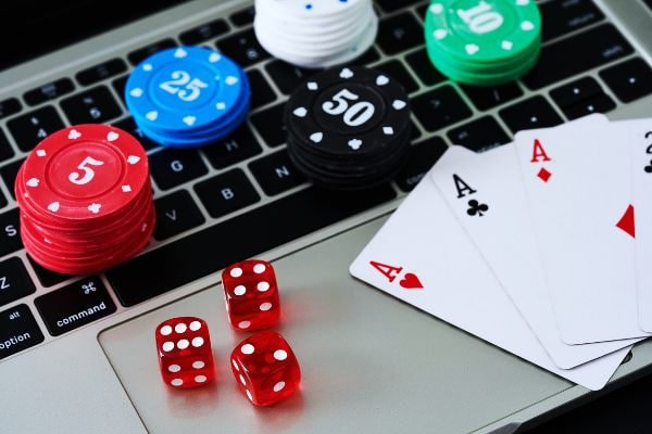 moicity Penerbangan Multiplier